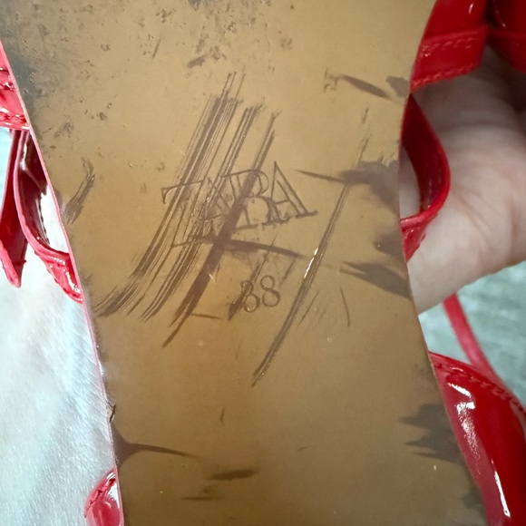 Zara Women's Red Strappy Sandals - Picture 6 of 6